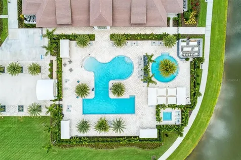 5070 Surfside Circle Bradenton FL 34211