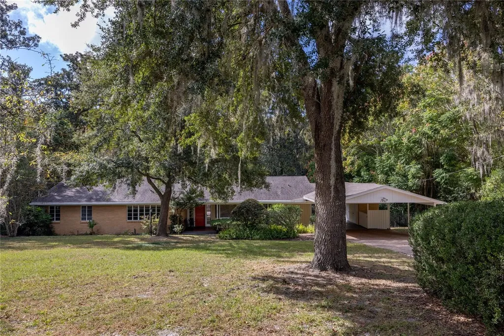 1951 NW 10th Avenue Gainesville FL 32605