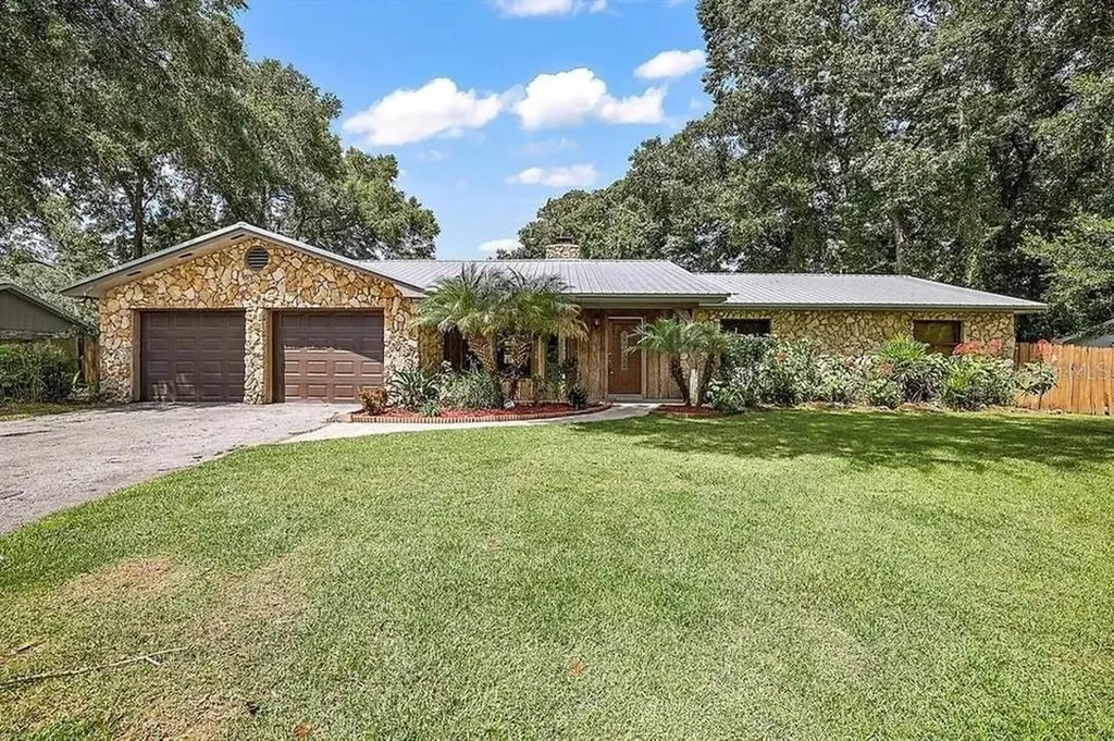 1440 SE 43rd Terrace Ocala FL 34471