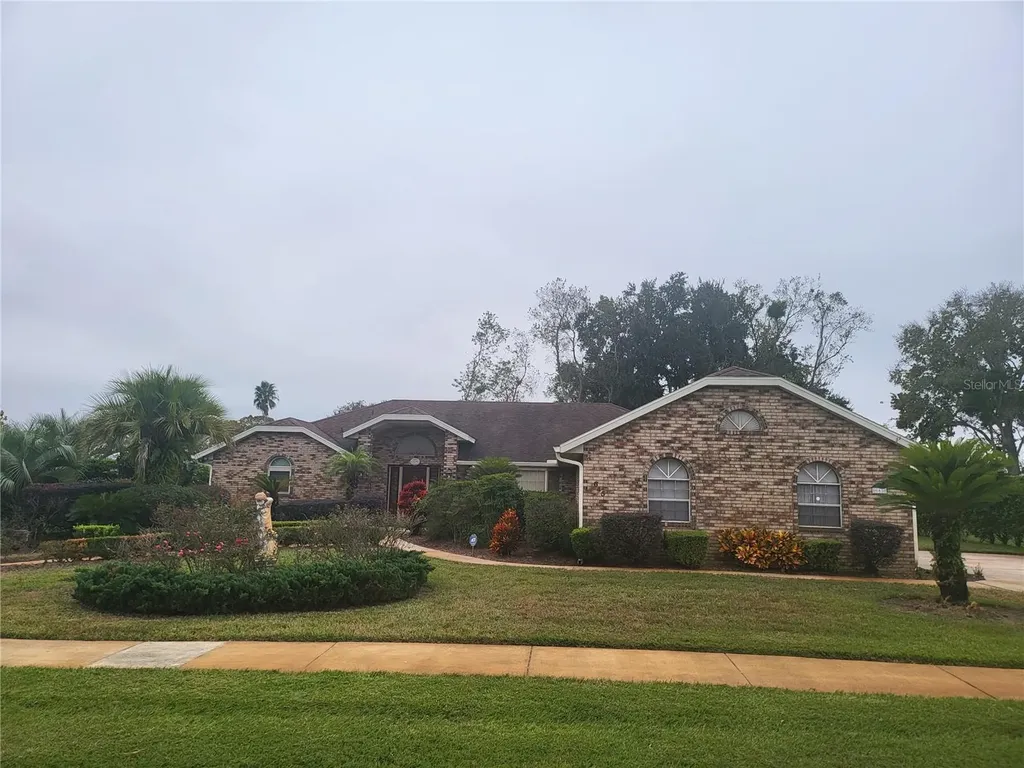645 Moss Point Cove Court Debary FL 32713