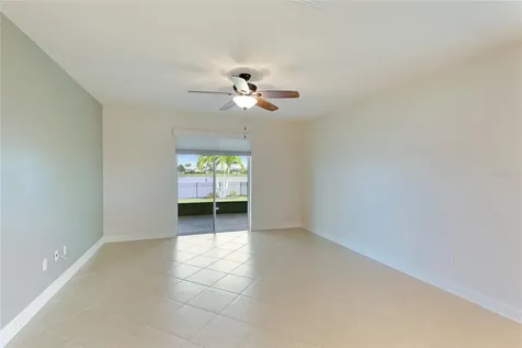 8478 Nandina Drive Sarasota FL 34240