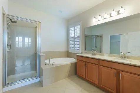 8478 Nandina Drive Sarasota FL 34240