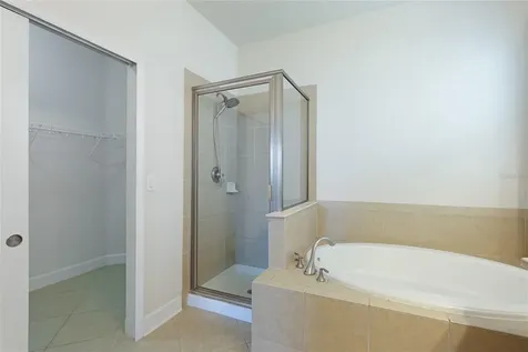 8478 Nandina Drive Sarasota FL 34240