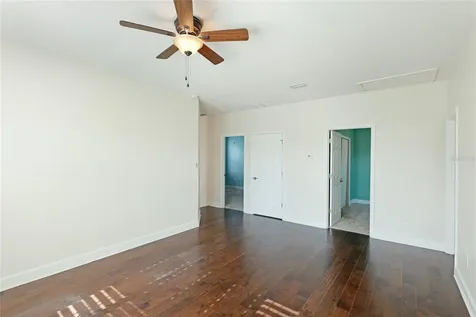 8478 Nandina Drive Sarasota FL 34240