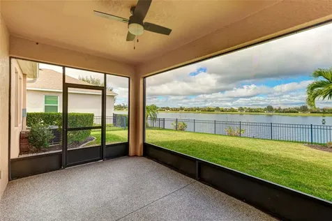 8478 Nandina Drive Sarasota FL 34240
