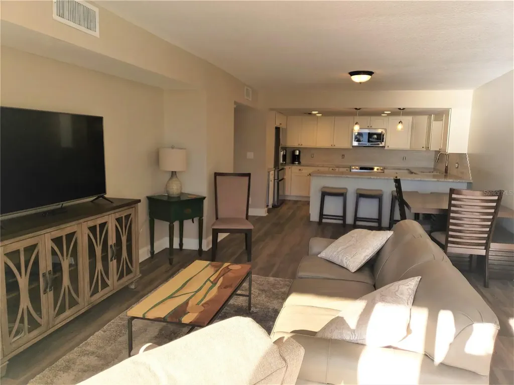 1460 Gulf Boulevard Clearwater FL 33767