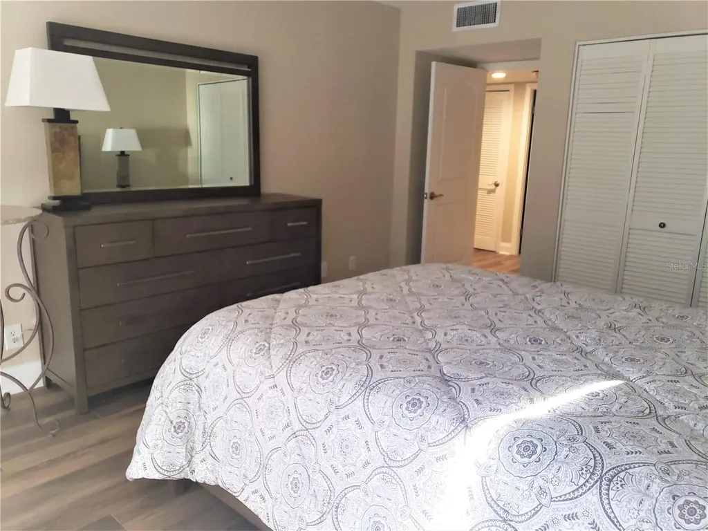 1460 Gulf Boulevard Clearwater FL 33767