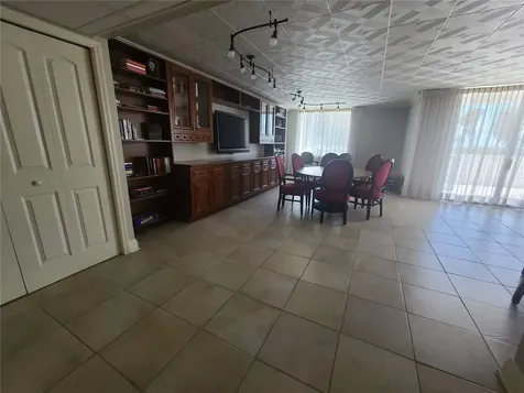 1460 Gulf Boulevard Clearwater FL 33767