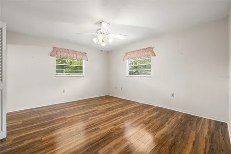 2304 Medford Lane Brandon FL 33511