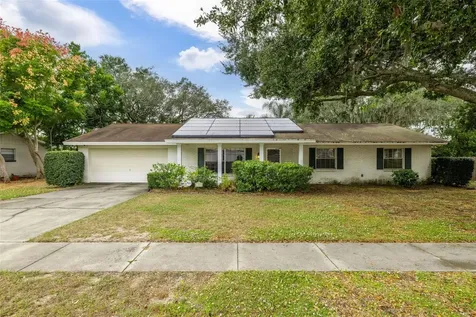 2304 Medford Lane Brandon FL 33511