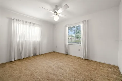 2304 Medford Lane Brandon FL 33511