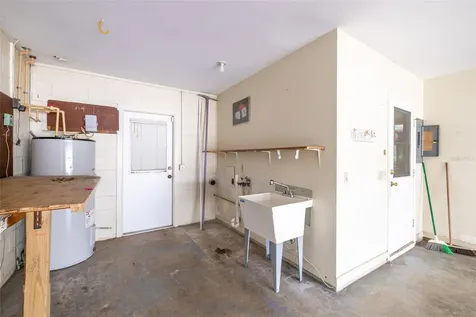 2304 Medford Lane Brandon FL 33511