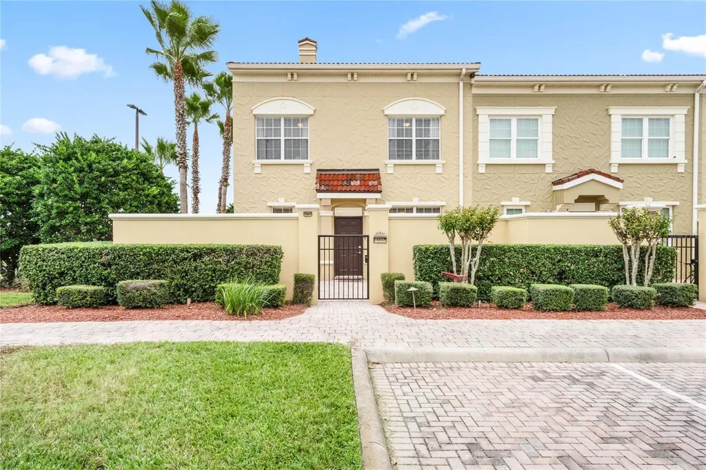 2720 Bella Vista Drive Davenport FL 33897