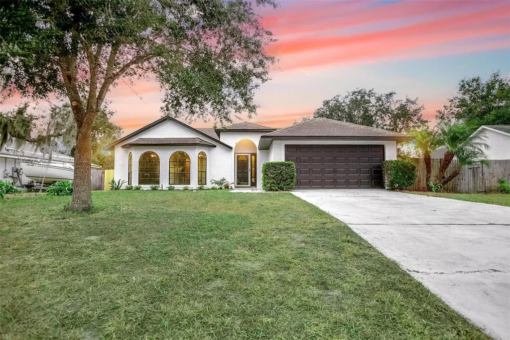 390 Blythville Avenue Deltona FL 32725