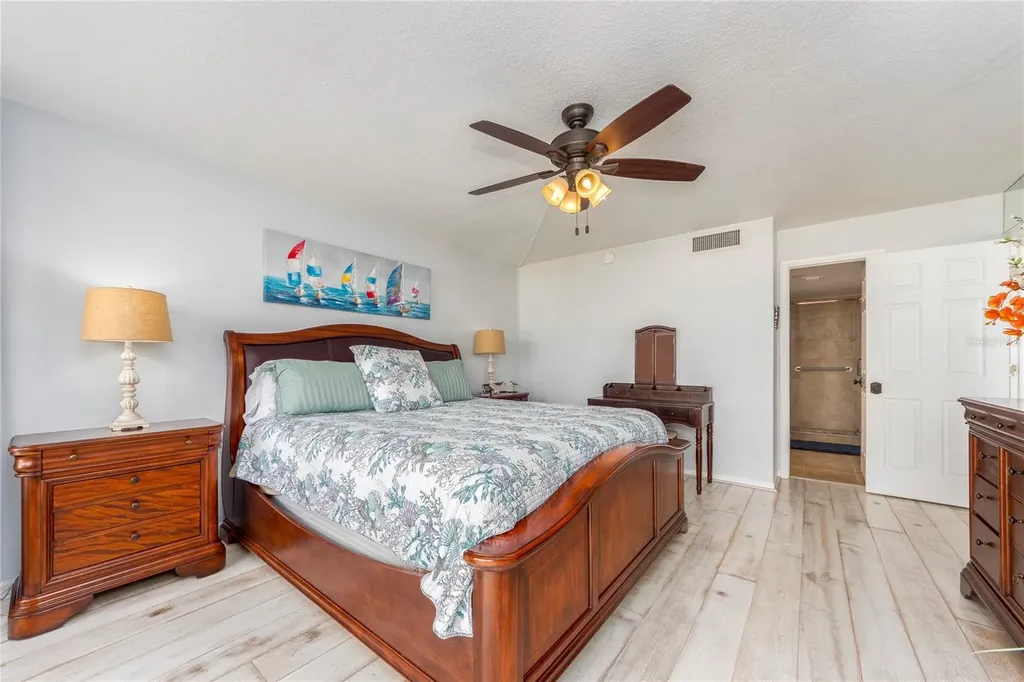 1290 Gulf Boulevard Clearwater FL 33767
