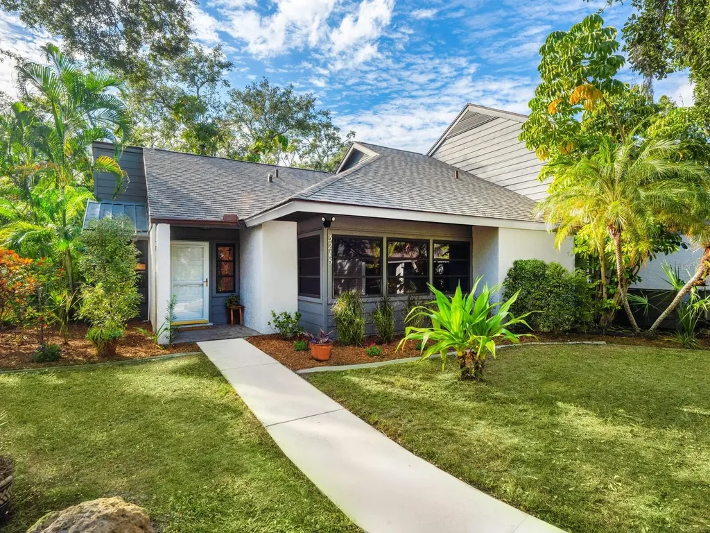 3215 Golden Eagle Lane Sarasota FL 34231