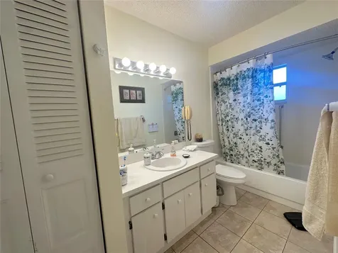 8225 Lora Del Rio Drive Port Richey FL 34668