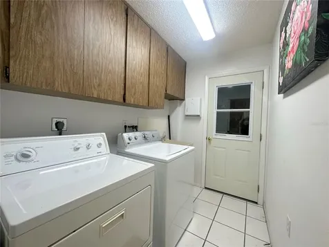 8225 Lora Del Rio Drive Port Richey FL 34668