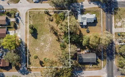 9904 N 14th Street Tampa FL 33612