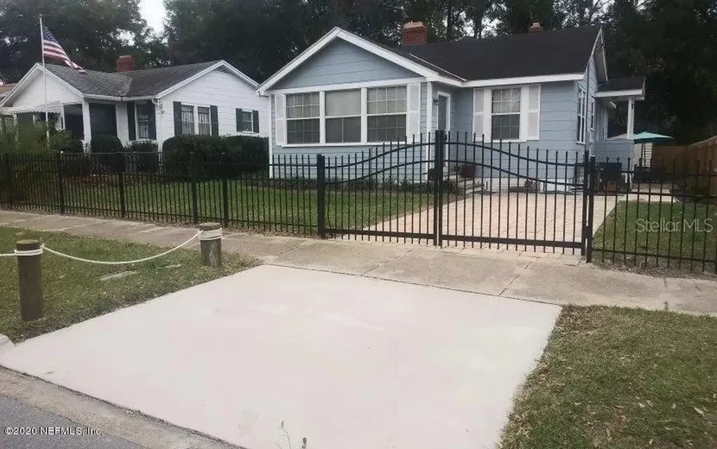338 W 61st Street Jacksonville FL 32208