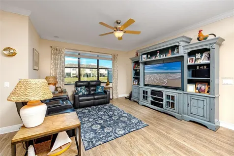 11627 Crowned Sparrow Lane Tampa FL 33626