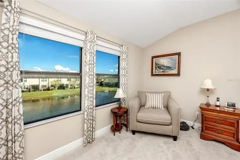 11627 Crowned Sparrow Lane Tampa FL 33626