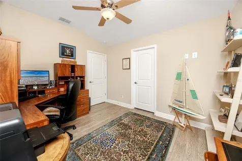 11627 Crowned Sparrow Lane Tampa FL 33626
