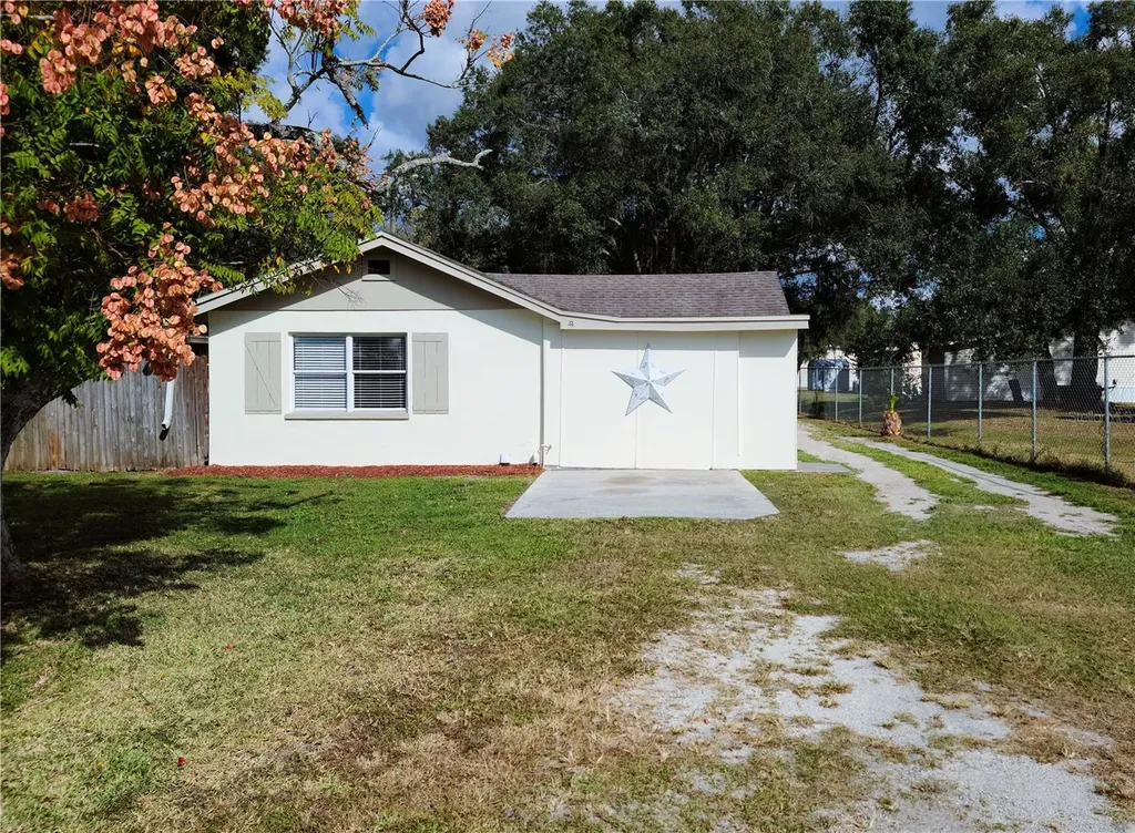 1800 W Greenwood Street Lakeland FL 33815