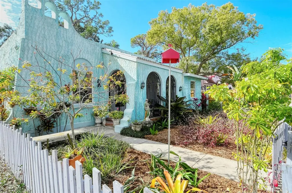 1370 13th Street Sarasota FL 34236