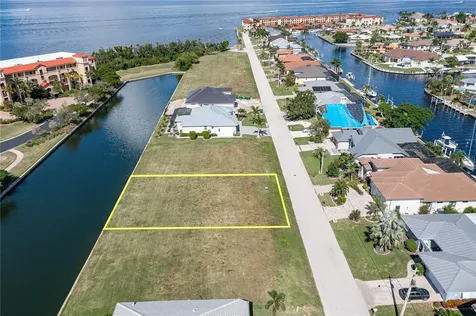 83 Colony Point Drive Punta Gorda FL 33950