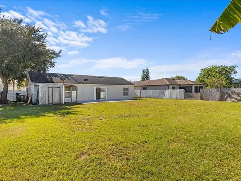 607 Regency Way Kissimmee FL 34758