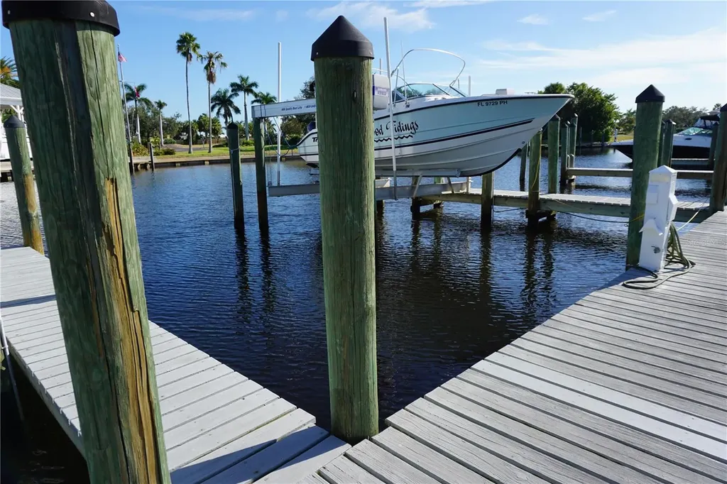 4661 Grassy Point Boulevard Port Charlotte FL 33952