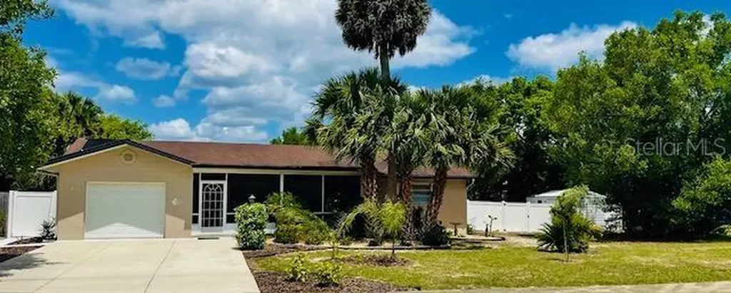 621 Lantern Lane Orange City FL 32763