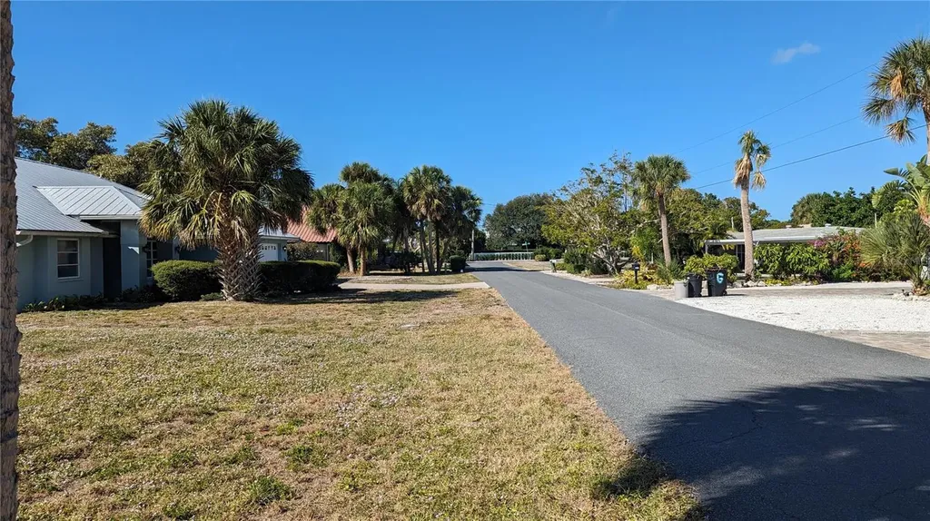 617 Indiana Avenue Nokomis FL 34275