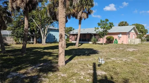 617 Indiana Avenue Nokomis FL 34275