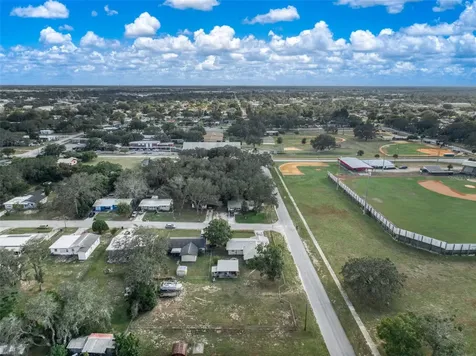 716 W Oak Lane Street Avon Park FL 33825