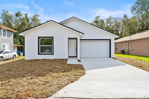 820 Avenue R NE Winter Haven FL 33881