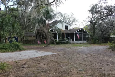 2214 S Village Avenue Tampa FL 33612