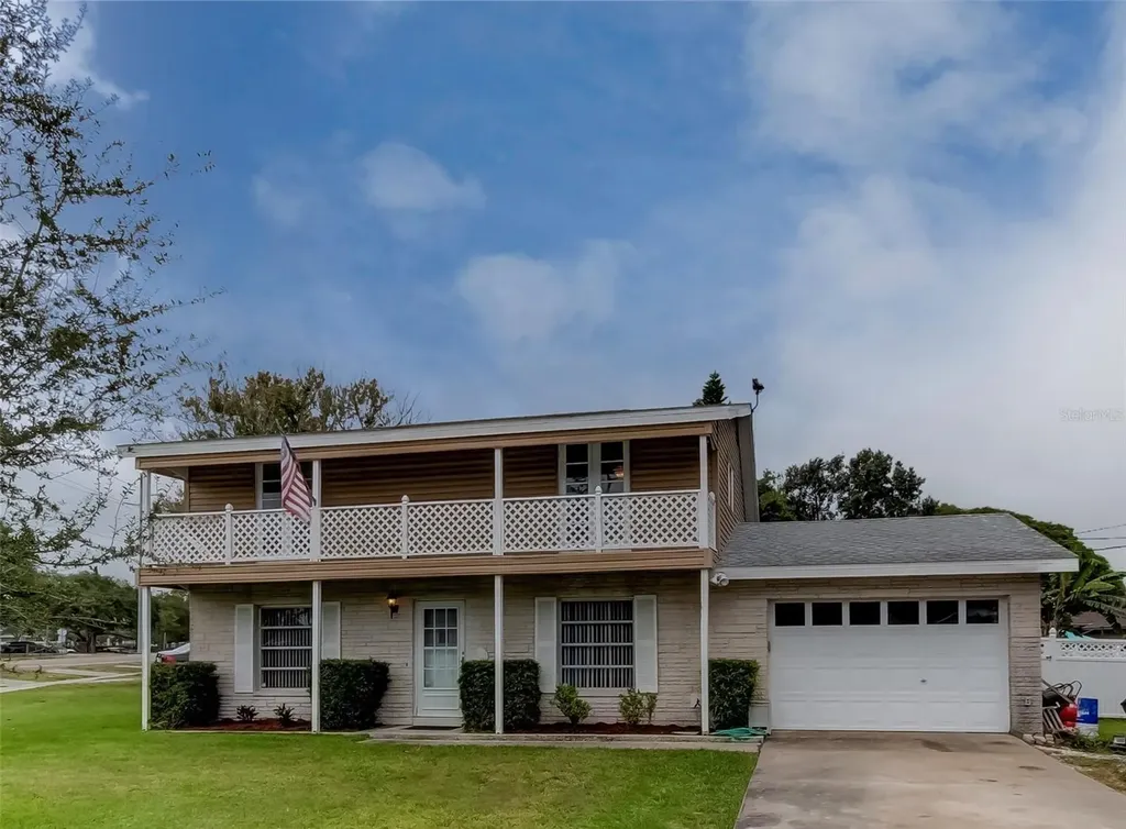 2089 Ridgelane Road Clearwater FL 33755