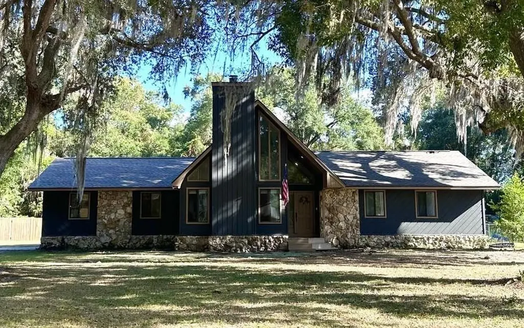 161 NW Spring Hollow Boulevard Lake City FL 32055