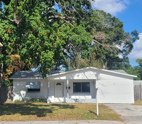5261 94th Avenue N Pinellas Park FL 33782
