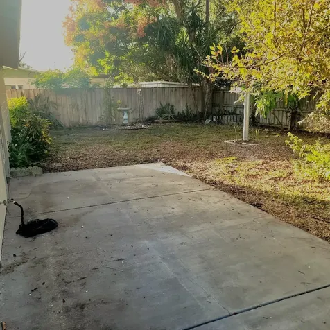 5261 94th Avenue N Pinellas Park FL 33782