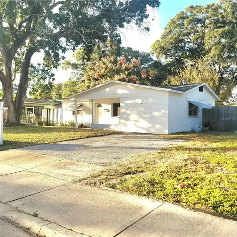 5261 94th Avenue N Pinellas Park FL 33782