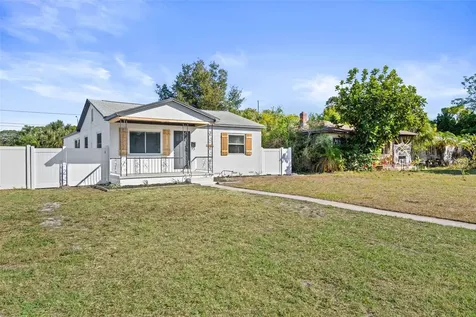 2227 37th Avenue N St Petersburg FL 33713
