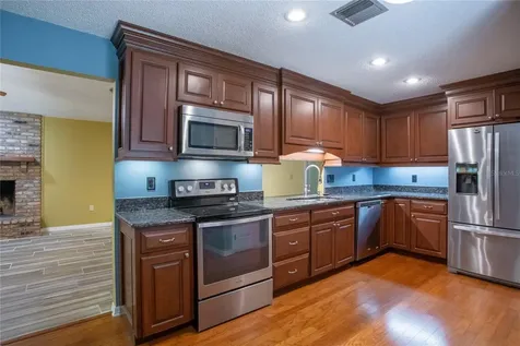 1702 Blackberry Court Eustis FL 32726