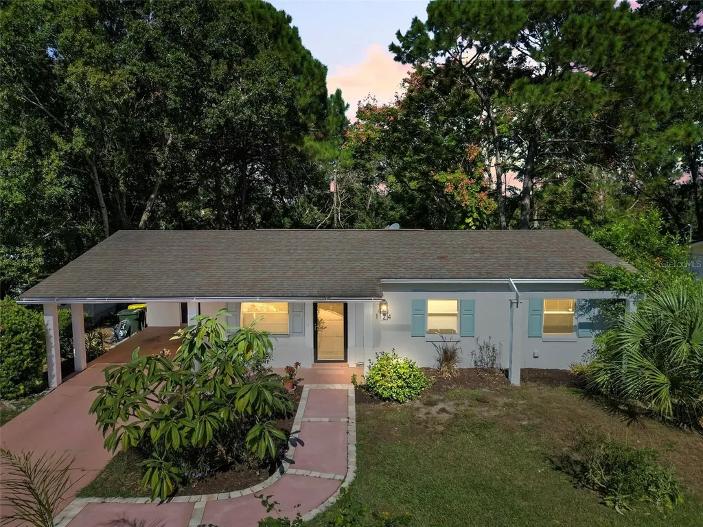 1124 W Desoto Street Clermont FL 34711