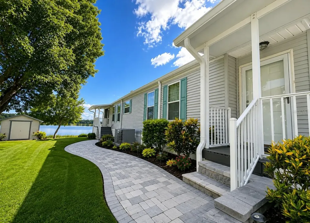 29 Ginger Quill Circle Lake Wales FL 33853