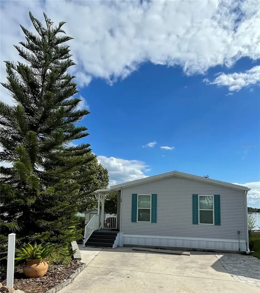 29 Ginger Quill Circle Lake Wales FL 33853
