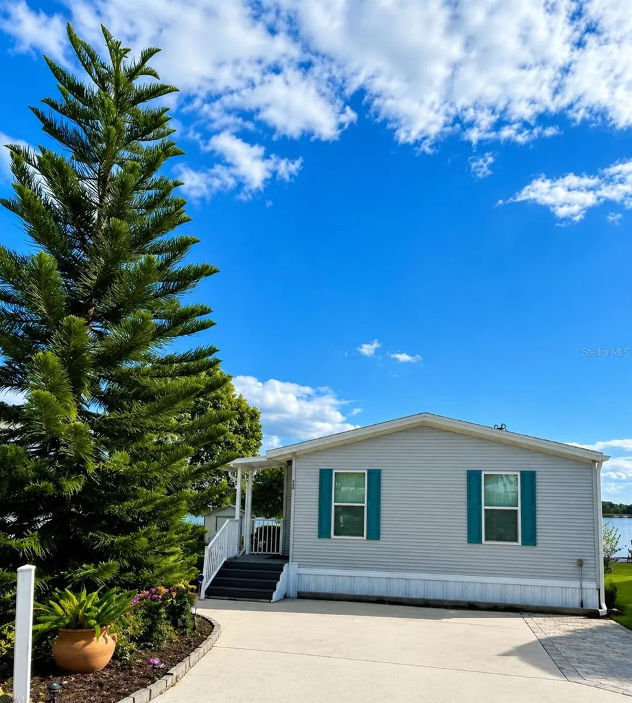 29 Ginger Quill Circle Lake Wales FL 33853