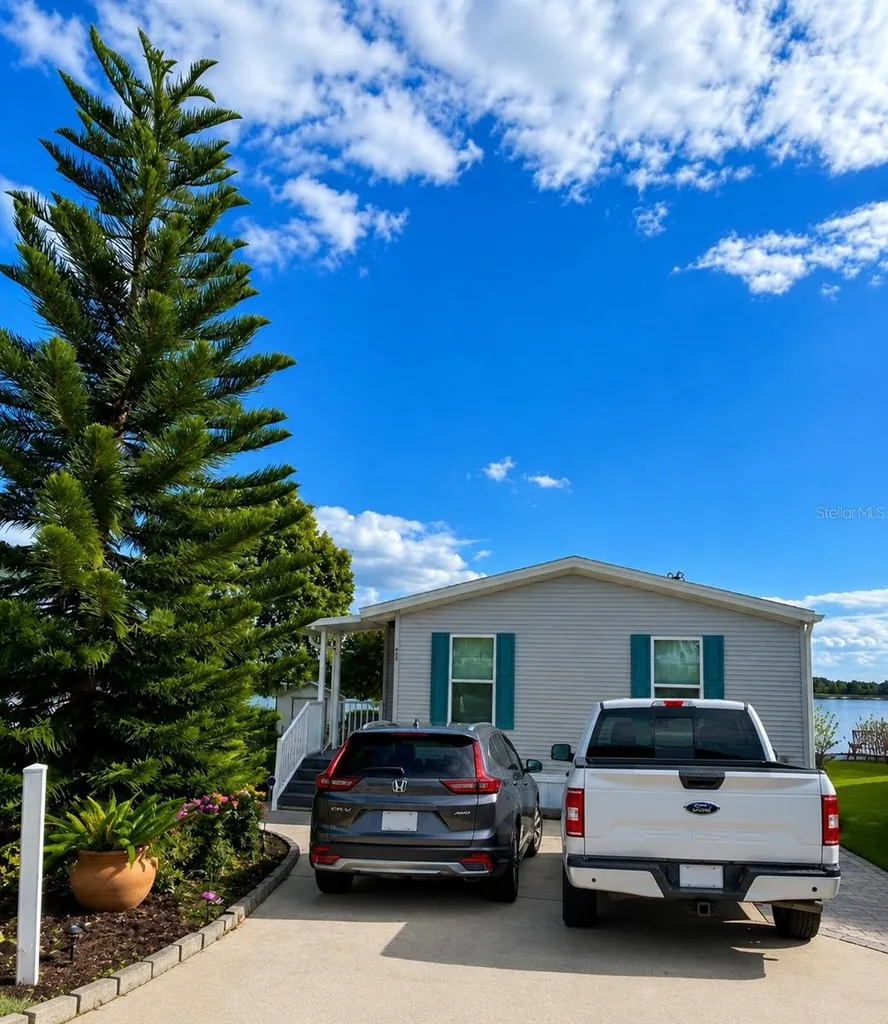 29 Ginger Quill Circle Lake Wales FL 33853